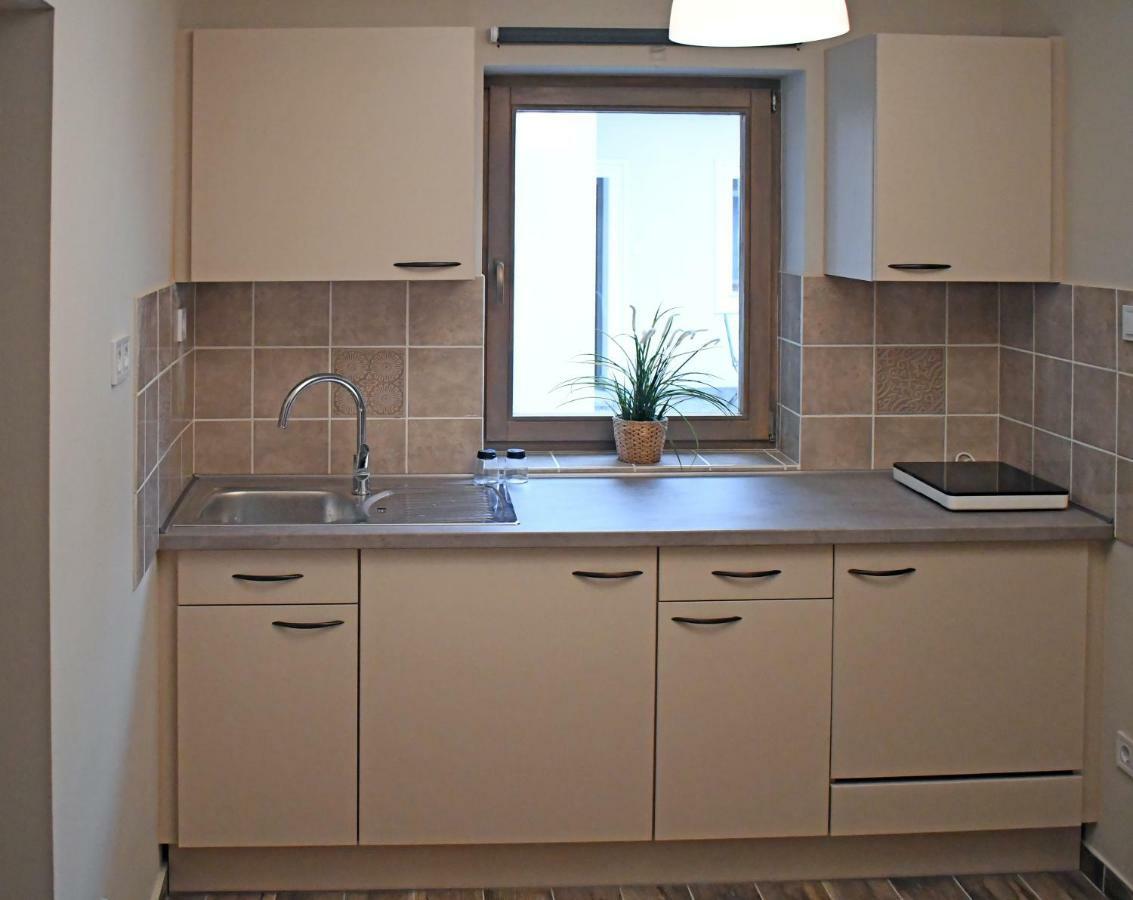 Vatus Apartmanhaz Vac Exterior photo