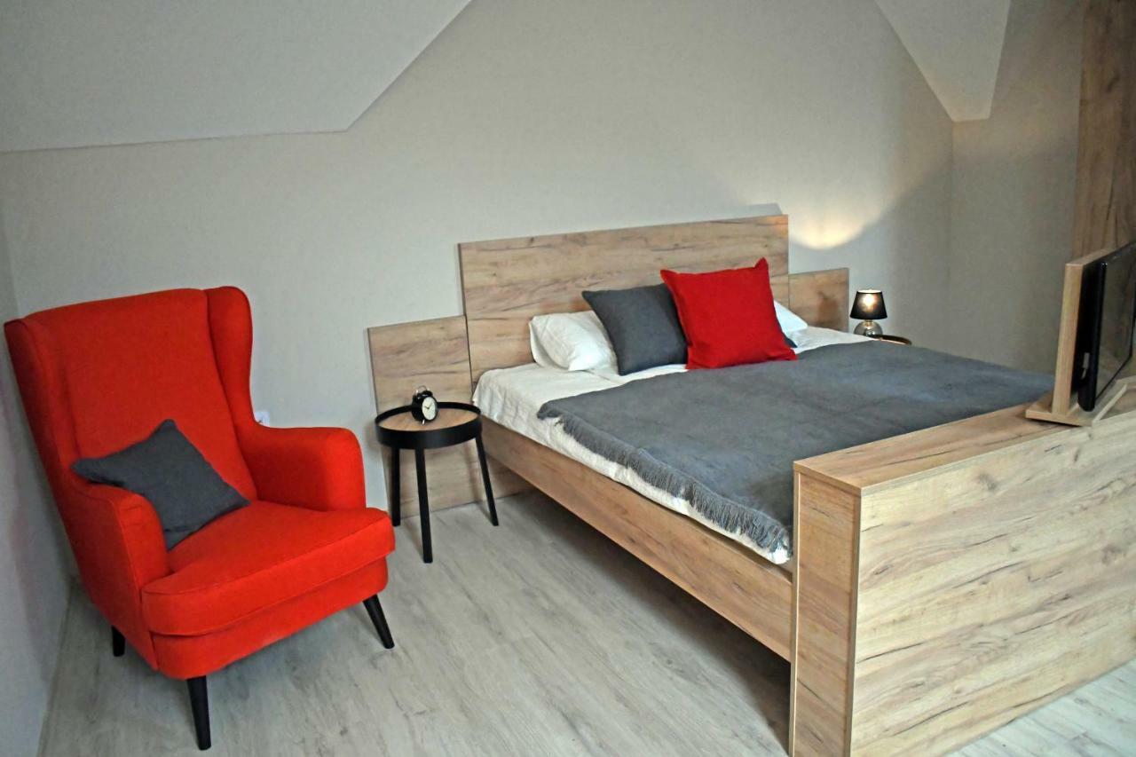 Vatus Apartmanhaz Vac Exterior photo